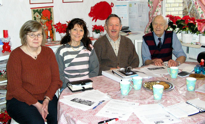 Delar av styrelsen strax före julen 2004